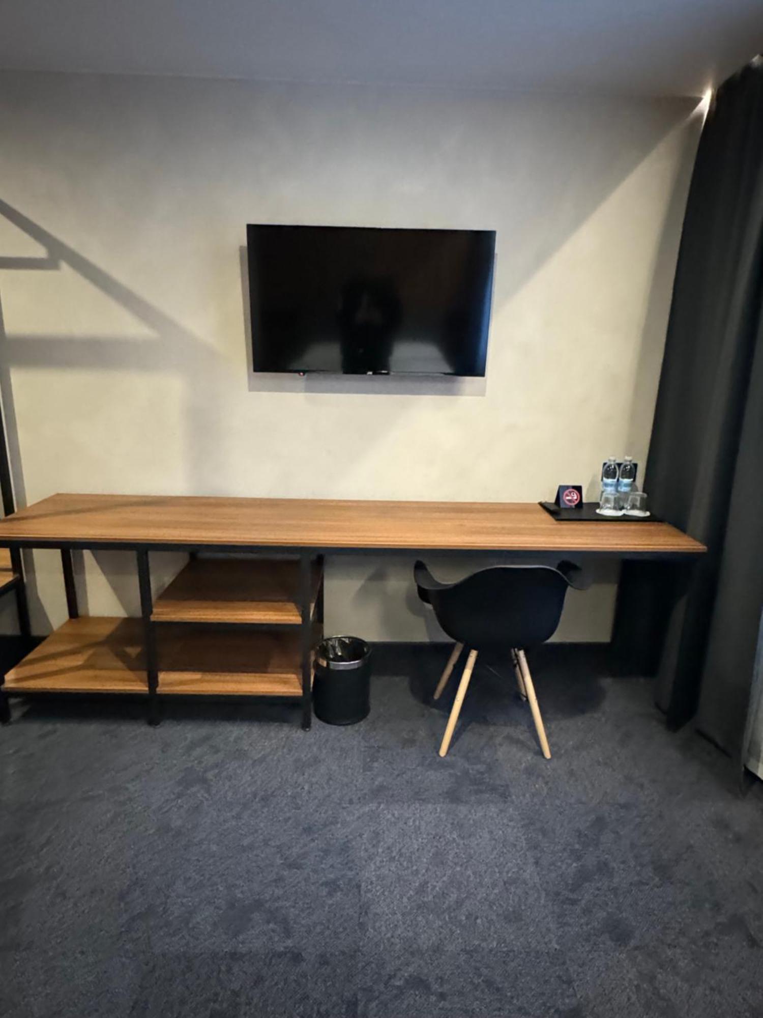 Alir Hotel Zsitomir Kültér fotó