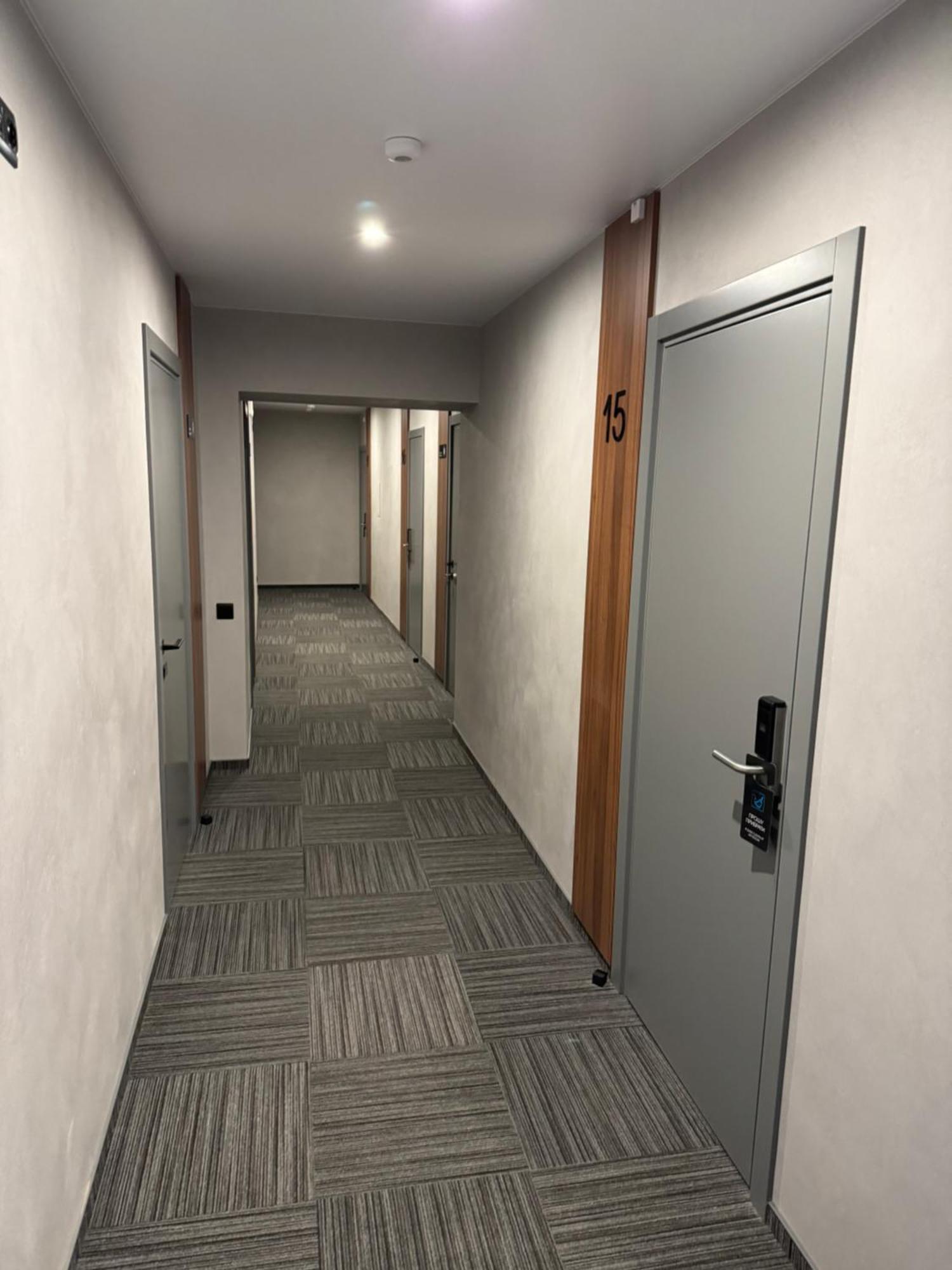 Alir Hotel Zsitomir Kültér fotó