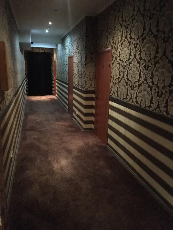 Alir Hotel Zsitomir Kültér fotó