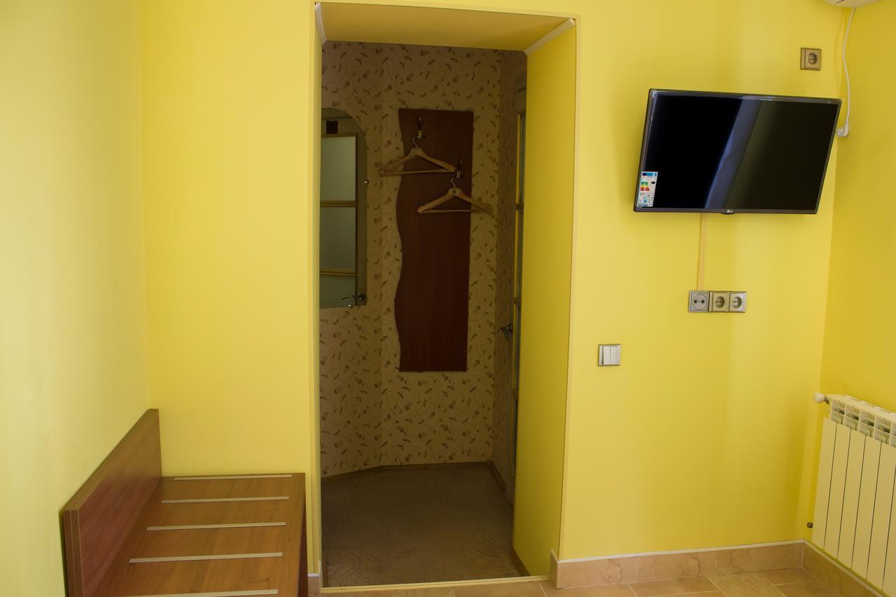 Alir Hotel Zsitomir Szoba fotó